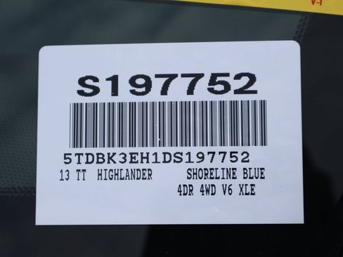 Used 2013 Toyota Highlander SE AWD/4WD image 7