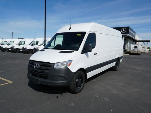 New 2026 Mercedes-Benz Sprinter 2500 image 1