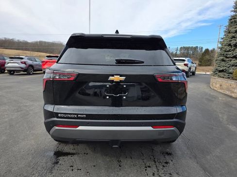 New 2026 Chevrolet Equinox LT w/ Convenience Package II image 3