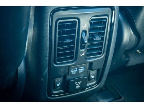 Used 2023 Dodge Durango GT image 17