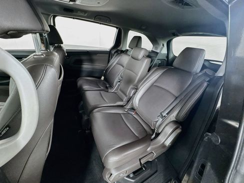 Used 2019 Honda Odyssey Elite image 18