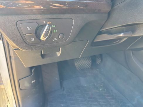 Used 2019 Audi Q5 2.0T Premium Plus w/ Premium Plus Package image 15