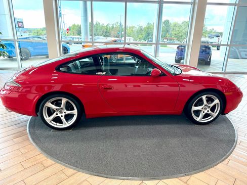 Used 2001 Porsche 911 Carrera RWD image 11