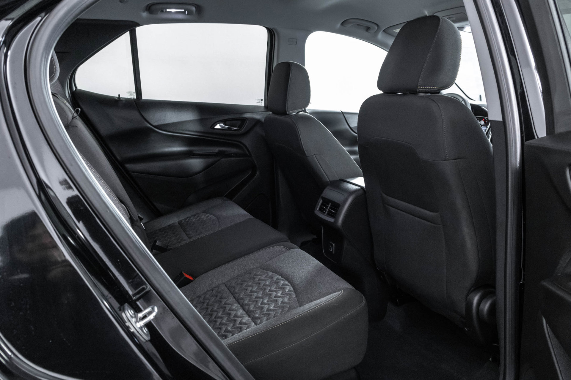 Used 2024 Chevrolet Equinox LT w/ LPO, Floor Liner Package AWD/4WD image 39