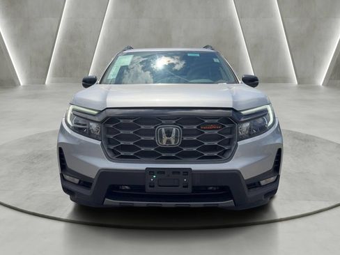 Used 2023 Honda Passport TrailSport image 2