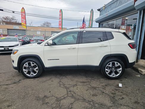 Used 2020 Jeep Compass Limited image 2