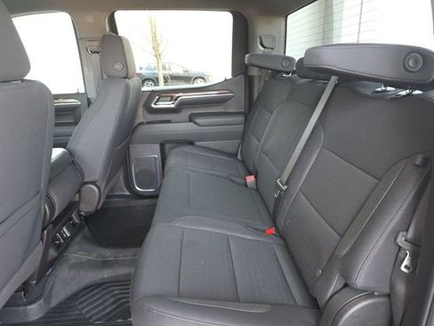 Used 2024 Chevrolet Silverado 1500 LT image 18