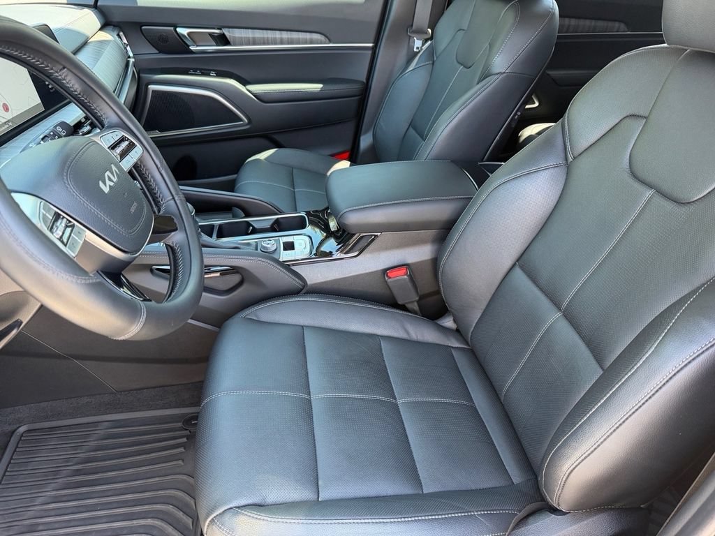 Used 2025 Kia Telluride EX FWD image 10