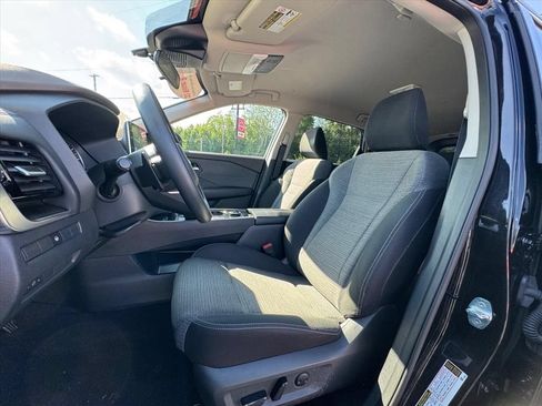 Certified 2022 Nissan Rogue SV AWD/4WD image 16