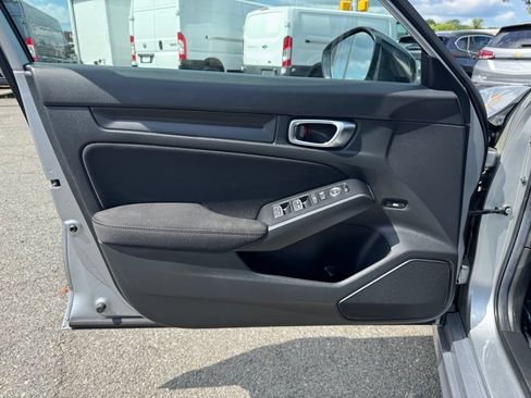 Used 2025 Honda Civic Sport image 19