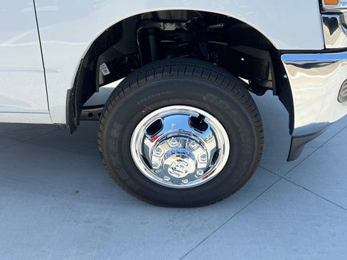 New 2024 RAM 3500 Tradesman image 7