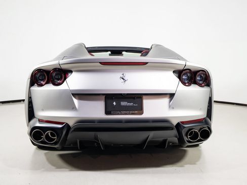 Certified 2022 Ferrari 812 GTS RWD image 9