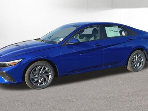 New 2026 Hyundai Elantra Blue w/ Cargo Package image 4