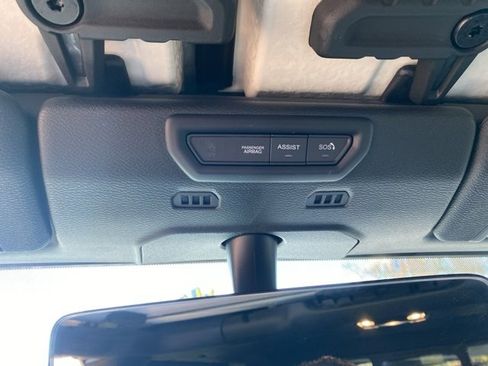 Used 2021 Jeep Gladiator Mojave image 32