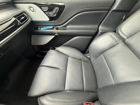 New 2026 Lincoln Aviator Reserve w/ Luxury Package image 16