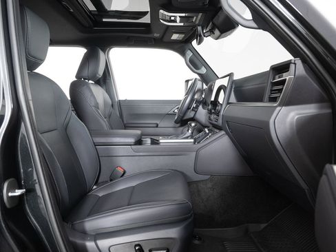 Used 2026 Lexus GX 550 w/ Accessory Package (2T) image 36