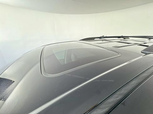 Used 2018 Toyota Sienna XLE Premium w/ Outdoor Package AWD/4WD image 17