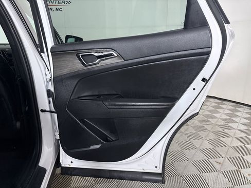 Used 2024 Kia Sportage X-Pro Prestige image 25