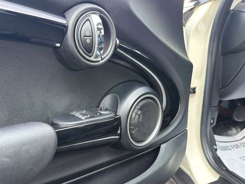Used 2015 MINI Cooper S FWD image 16