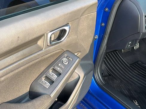 Used 2022 Honda Civic Sport image 14