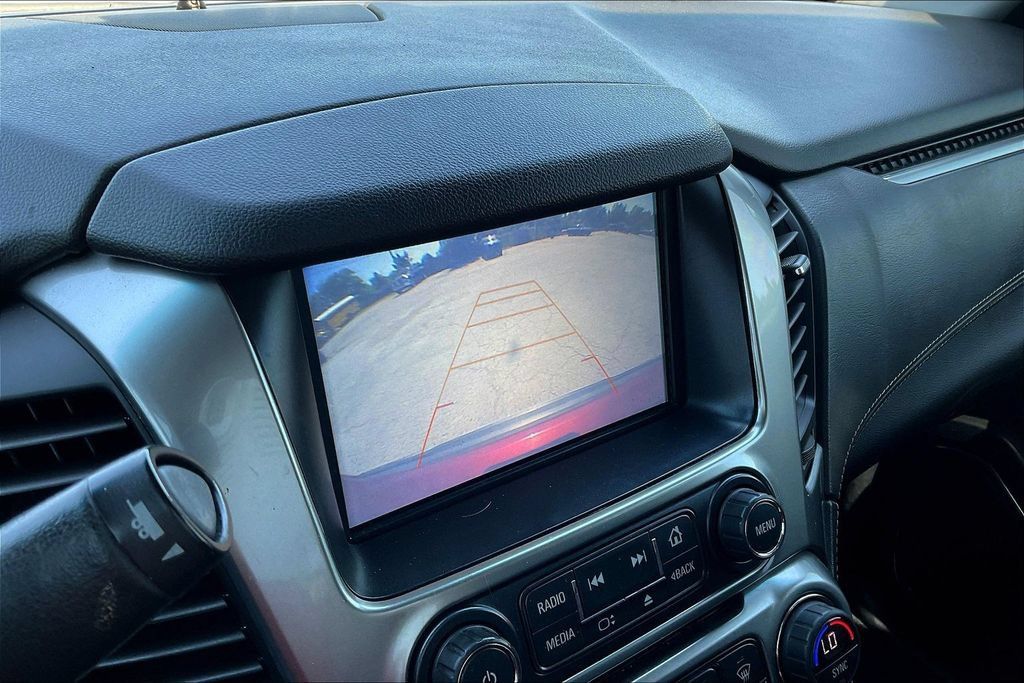 Used 2019 Chevrolet Tahoe Premier AWD/4WD image 14