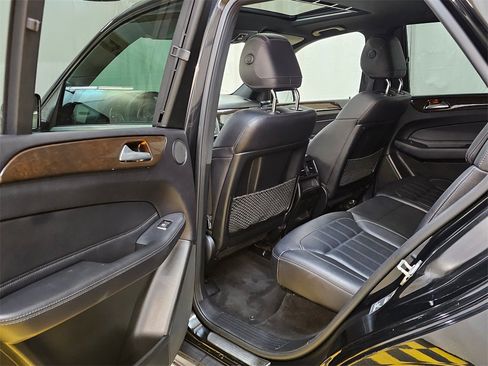 Used 2016 Mercedes-Benz GLE 350 w/ Premium Package image 15