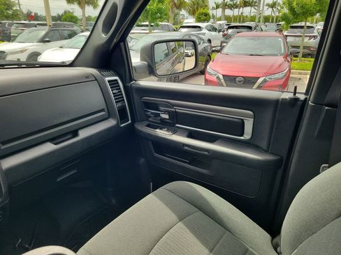 Used 2021 RAM 1500 Classic Warlock AWD/4WD image 14