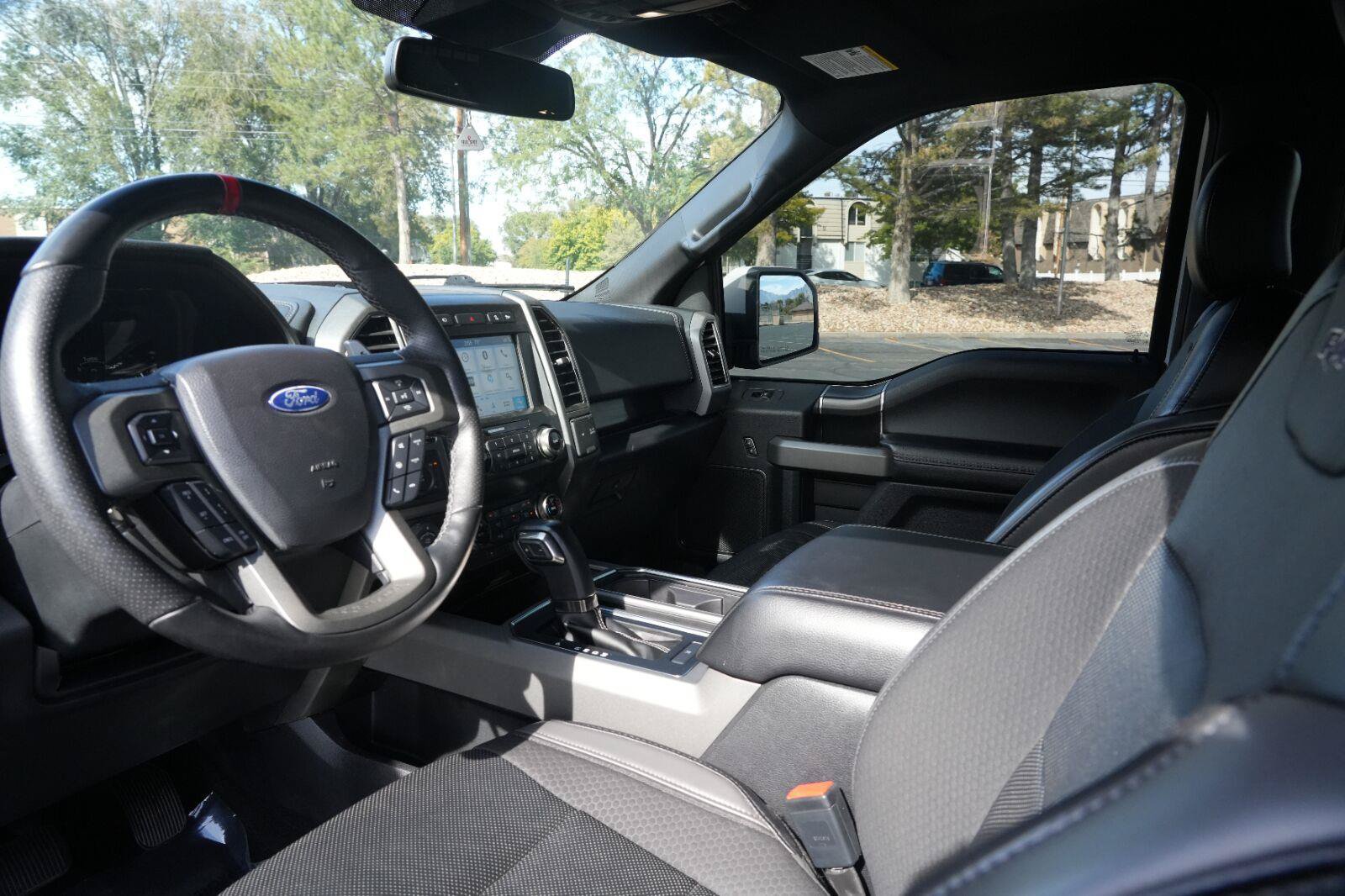 Used 2019 Ford F150 Raptor w/ Equipment Group 802A Luxury AWD/4WD image 10