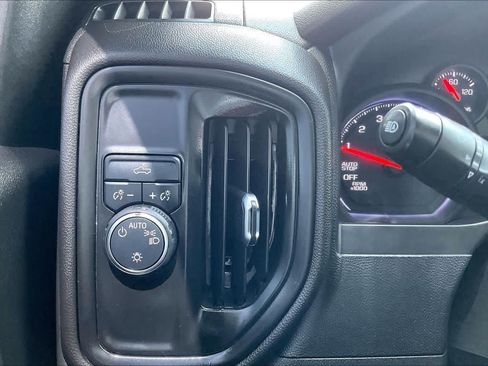 Used 2022 Chevrolet Silverado 1500 Custom RWD image 33