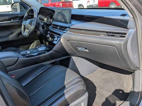 Used 2025 INFINITI QX60 Pure image 23