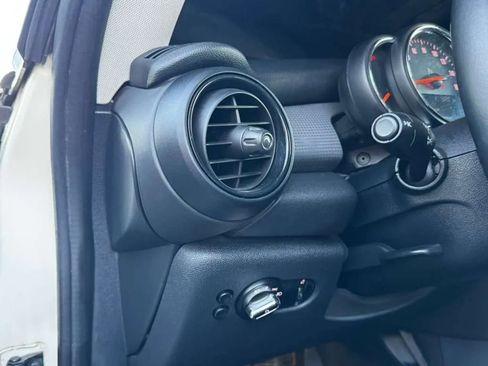 Used 2015 MINI Cooper 2-Door Hardtop image 50