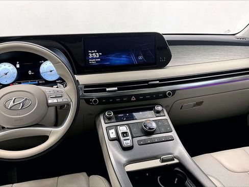 Used 2023 Hyundai Palisade Calligraphy image 6