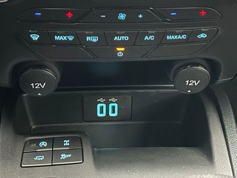 Used 2022 Ford Ranger XLT w/ Equipment Group 301A Mid image 19