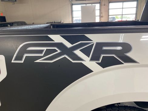 Used 2016 Ford F150 XLT image 15