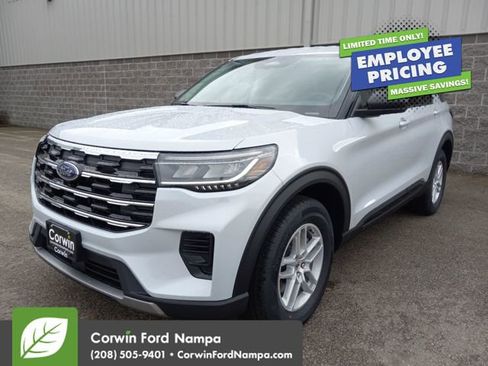 New 2026 Ford Explorer Active AWD/4WD image 7