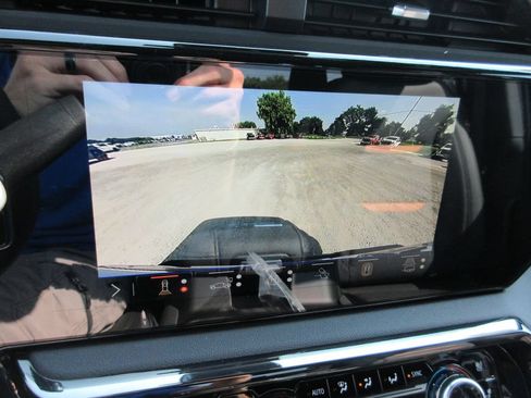 New 2026 GMC Sierra 2500 AT4 AWD/4WD image 20