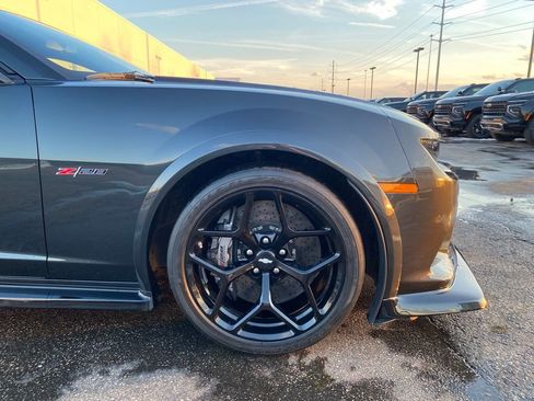 Used 2014 Chevrolet Camaro Z/28 image 12