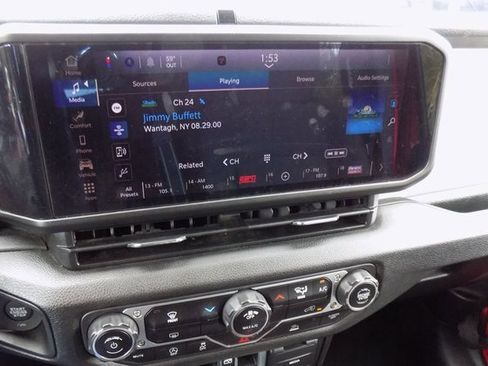 Certified 2024 Jeep Wrangler Sport S image 16