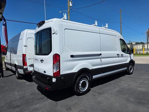 Used 2019 Ford Transit 250 148 Medium Roof image 6