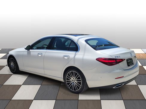Used 2024 Mercedes-Benz C 300 Sedan image 6