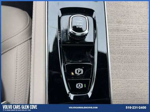 Used 2025 Volvo XC90 T8 Plus AWD/4WD image 31