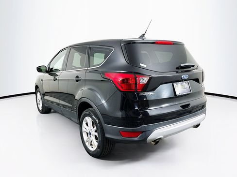 Used 2019 Ford Escape SE AWD/4WD image 5