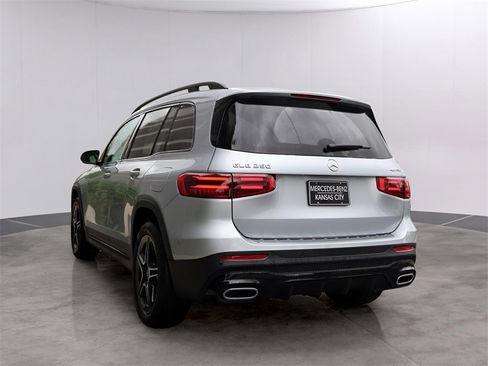 Certified 2025 Mercedes-Benz GLB 250 4MATIC image 7