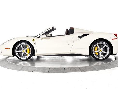 Certified 2018 Ferrari 488 Spider RWD image 3