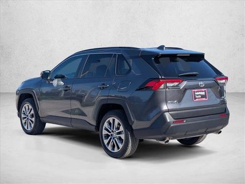 Used 2023 Toyota RAV4 XLE Premium FWD image 8