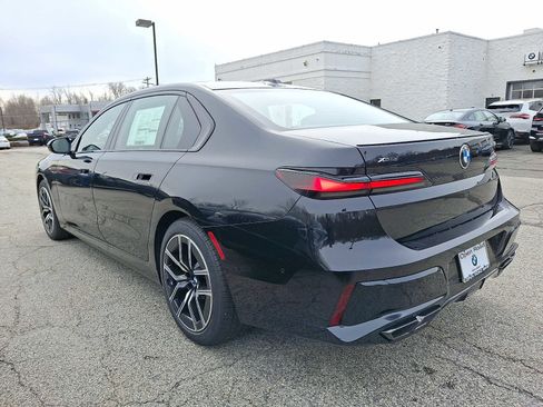 New 2026 BMW 760i xDrive w/ Executive Package image 3