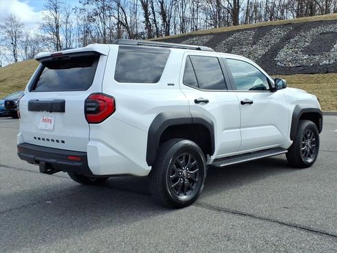 Certified 2025 Toyota 4Runner SR5 image 4