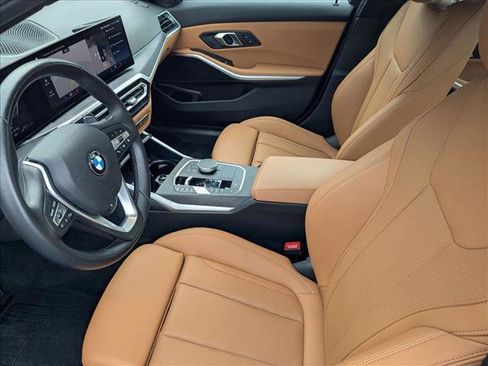 Used 2024 BMW 330i Sedan w/ Premium Package image 16