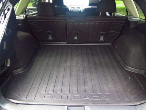 Used 2016 Subaru Outback 2.5i Premium AWD/4WD image 19