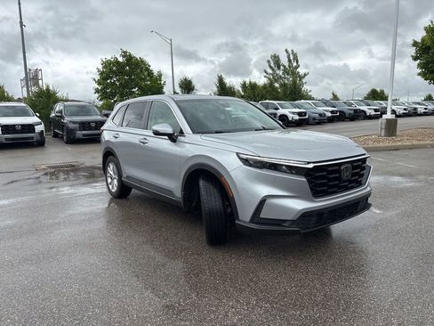 Used 2023 Honda CR-V EX image 14